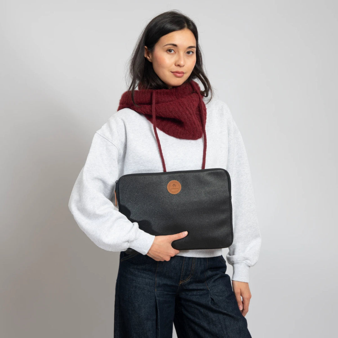 Housse ordinateur noir 14 pouces Chelsea Cabaia